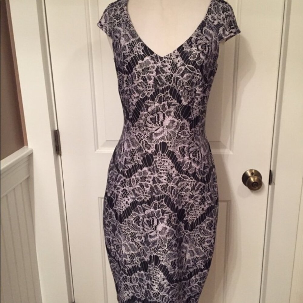 ALEXIA ADMOR DRESS STRETCH SHEATH BLACK WHITE LACE PRINT SIZE XS